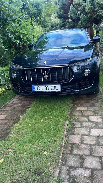 Maserati Levante SQ4 3.0 benzina  430 cai vand/schimb