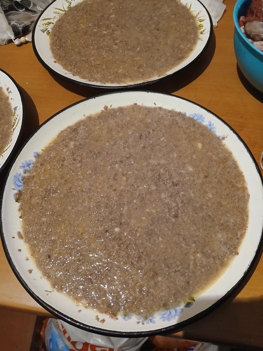 Продаю холодец и домашнюю колбасусу суджух