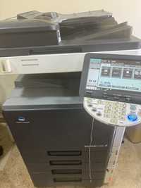 Imprimanta konica minolta bizhub c353