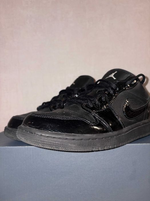 Nike Air Jordan 1 Low SE  - Номер 42