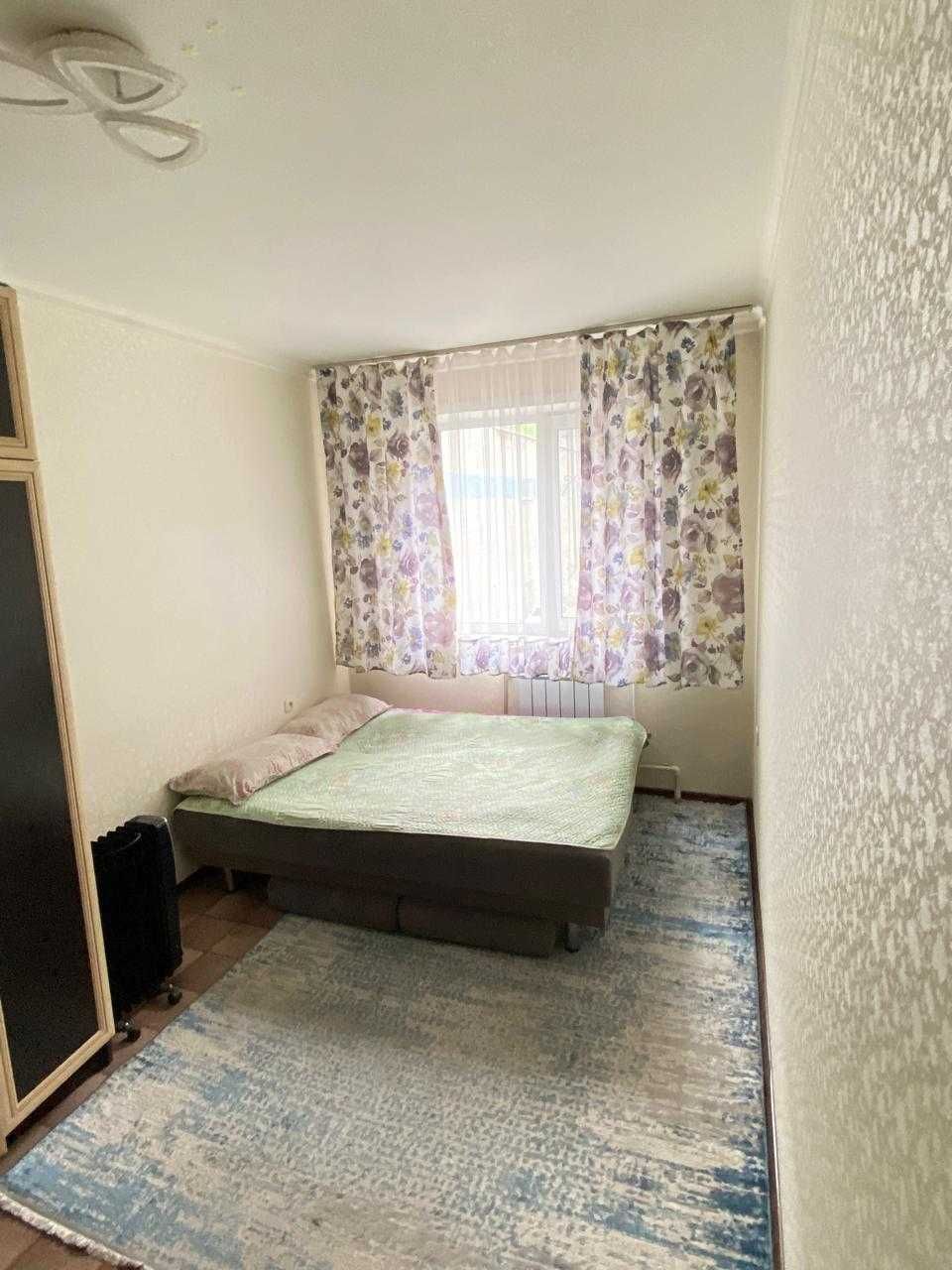 №1346 Продам 2 комнатную квартиру, пр.Мира, 4 микрорайон.