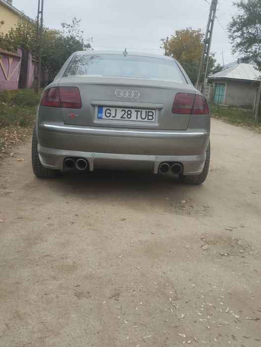 Vând sau schimb Audi a 8