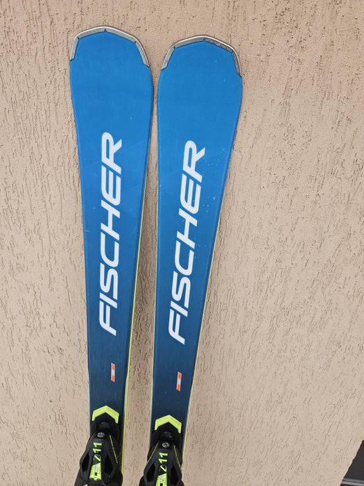 Schiuri FISCHER,  157 cm