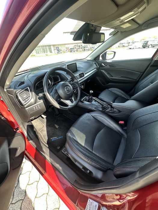 Mazda 3 G120 Revolution Top