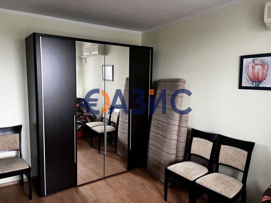 Продава се Двустаен апартамент в Несебър - 72 кв.м за 1498 €/кв.м - Снимка #2