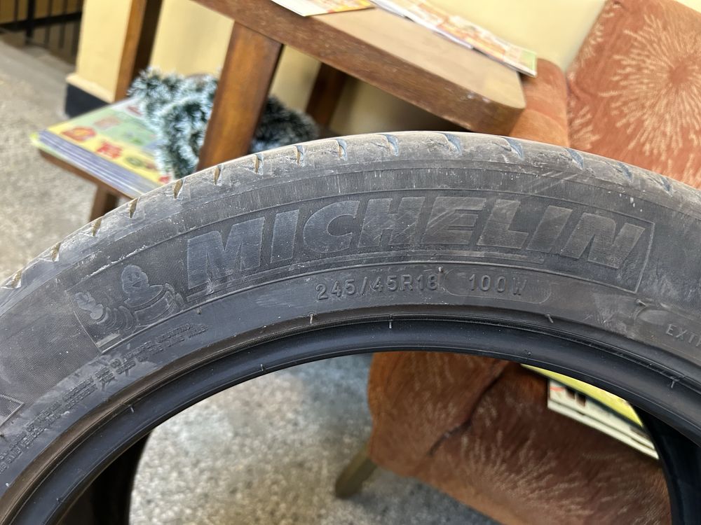 Гуми 4 бр. за 100.00 лв. 245/45/18 GOODYEAR - MICHELIN
