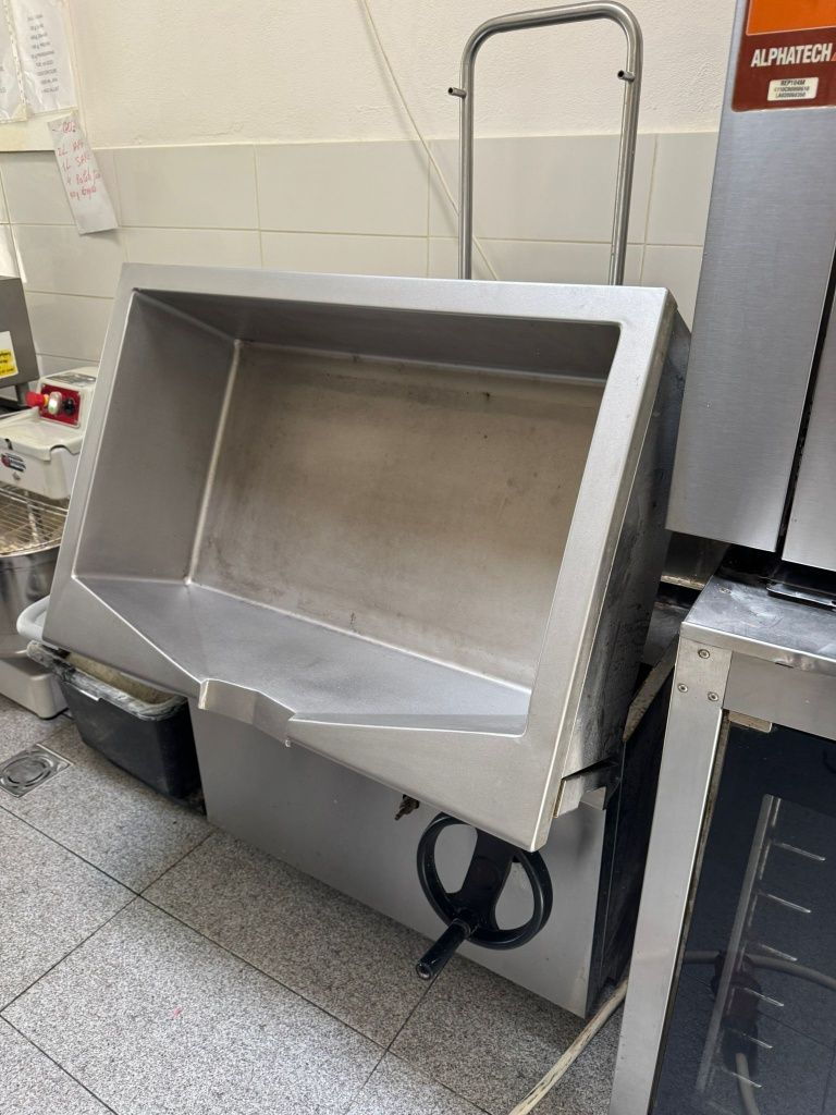 Tigaie basculanta electrica friteuza
