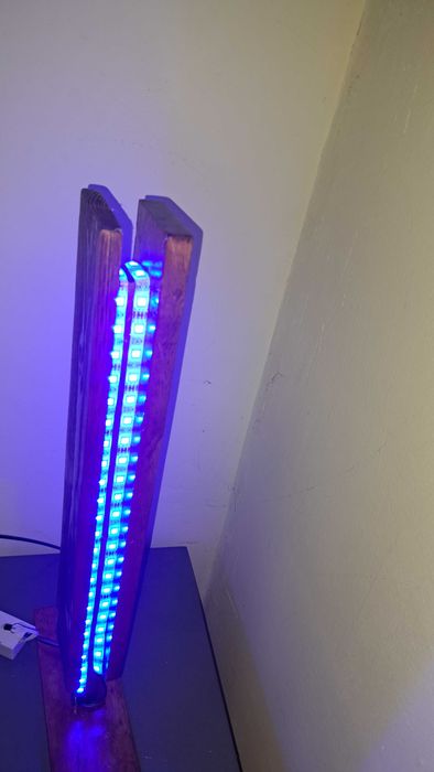 Ръчно изработеени лампи от дърво