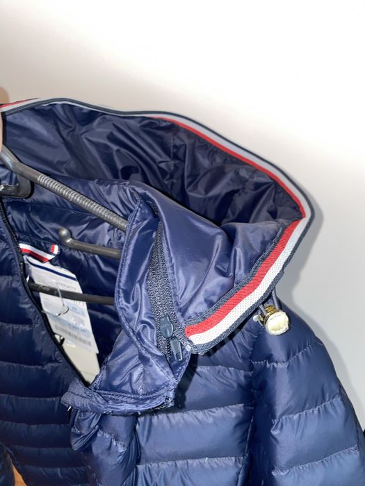Geaca dama Tommy Hilfiger noua XS