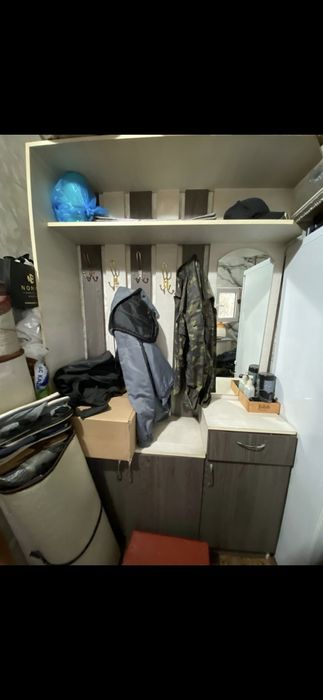 Шкаф для прихожей,в хорошем состоянии, самовывоз