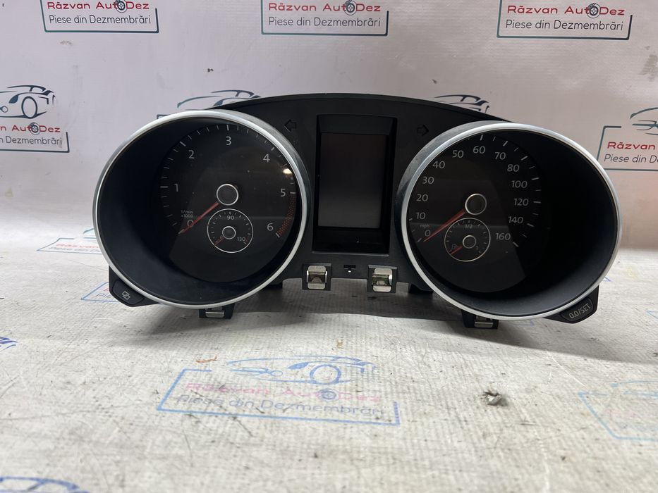 ceasuri bord uk  volkswagen golf 6 hatchback  2010