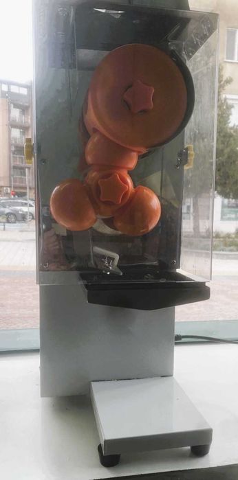 Автоматична преса за ФРЕШ