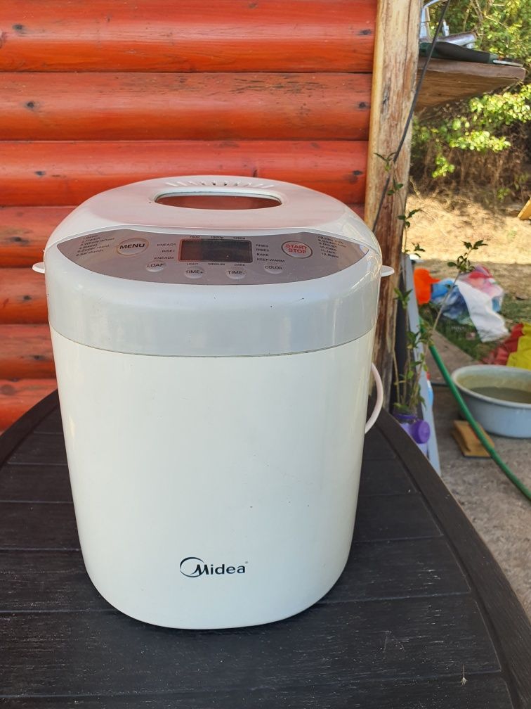 Хлебопекарна Midea