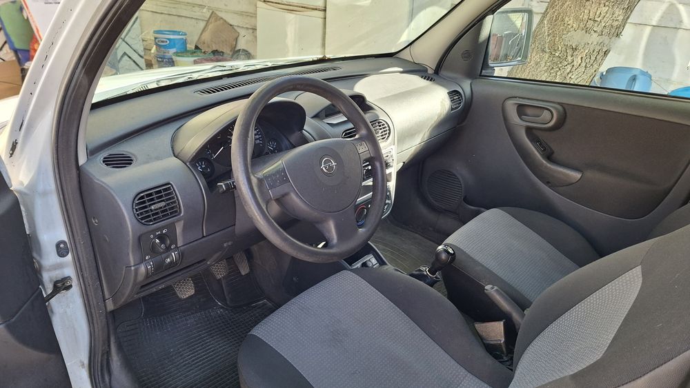 Vând Opel combo in stare buna