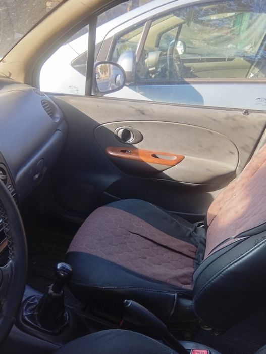 Продаю Матиз 2013год