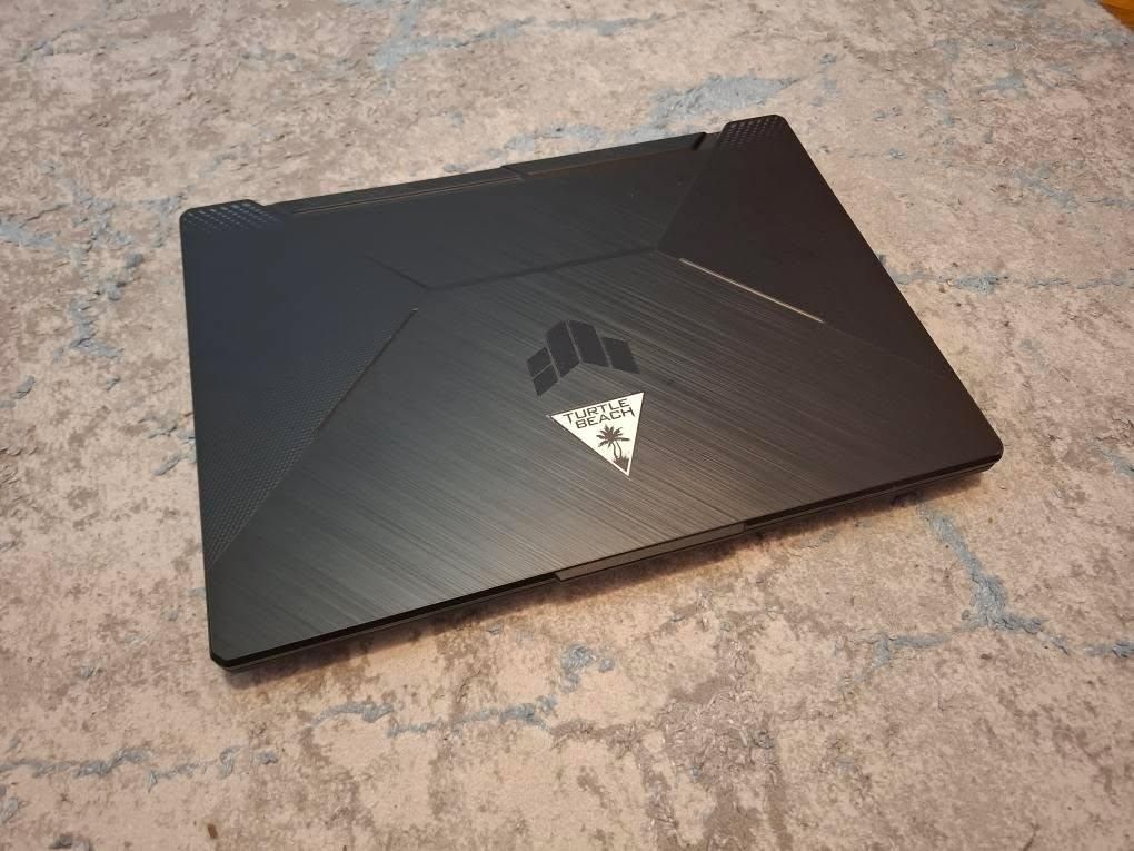 Vând Laptop Asus Tuf F15