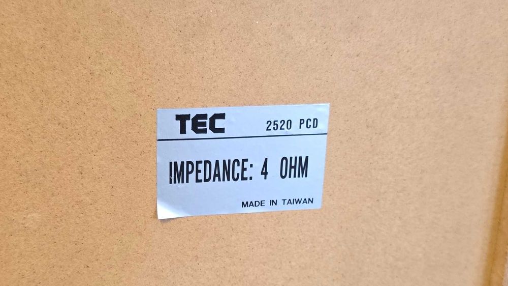 Set 2 boxe Tec 2520PCD - import Germania