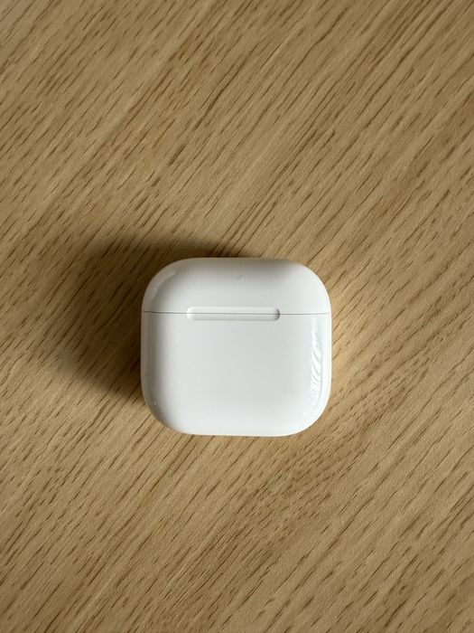Apple AirPods 4 модел MXP63ZM/A
