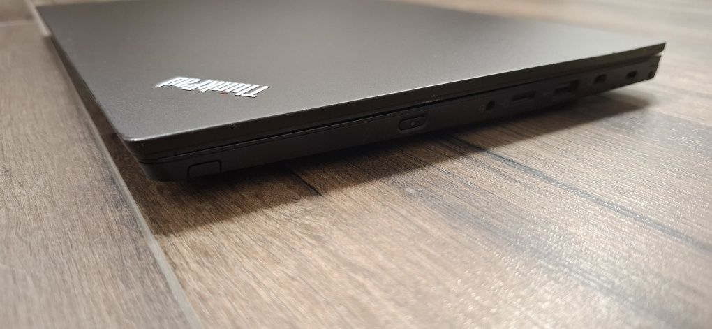 13,3 " Lenovo ThinkPad L390 | Intel i5-8265U | 8GB DDR4 | 256 SSD |