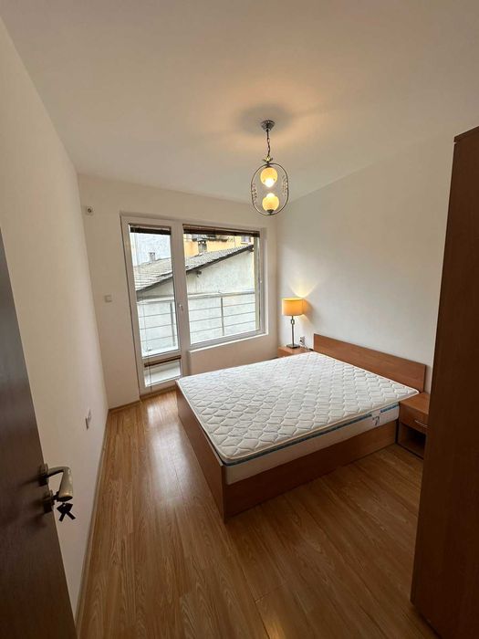 Просторен тристаен апартамент в гр.Пловдив - кв. Кършияка!