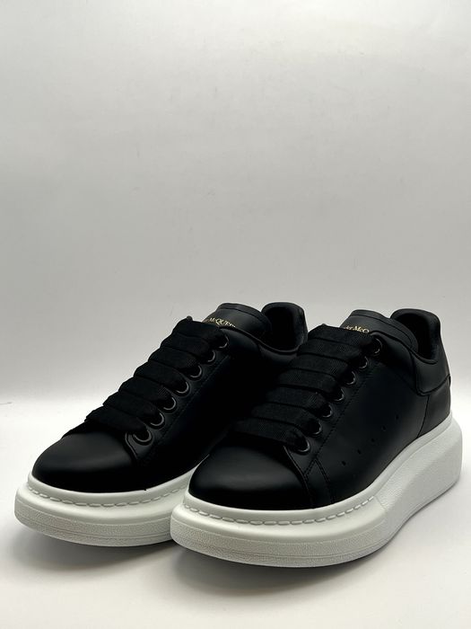 Alexander McQueen Black White