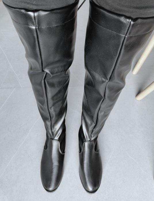 Високи дамски ботуши 40н.