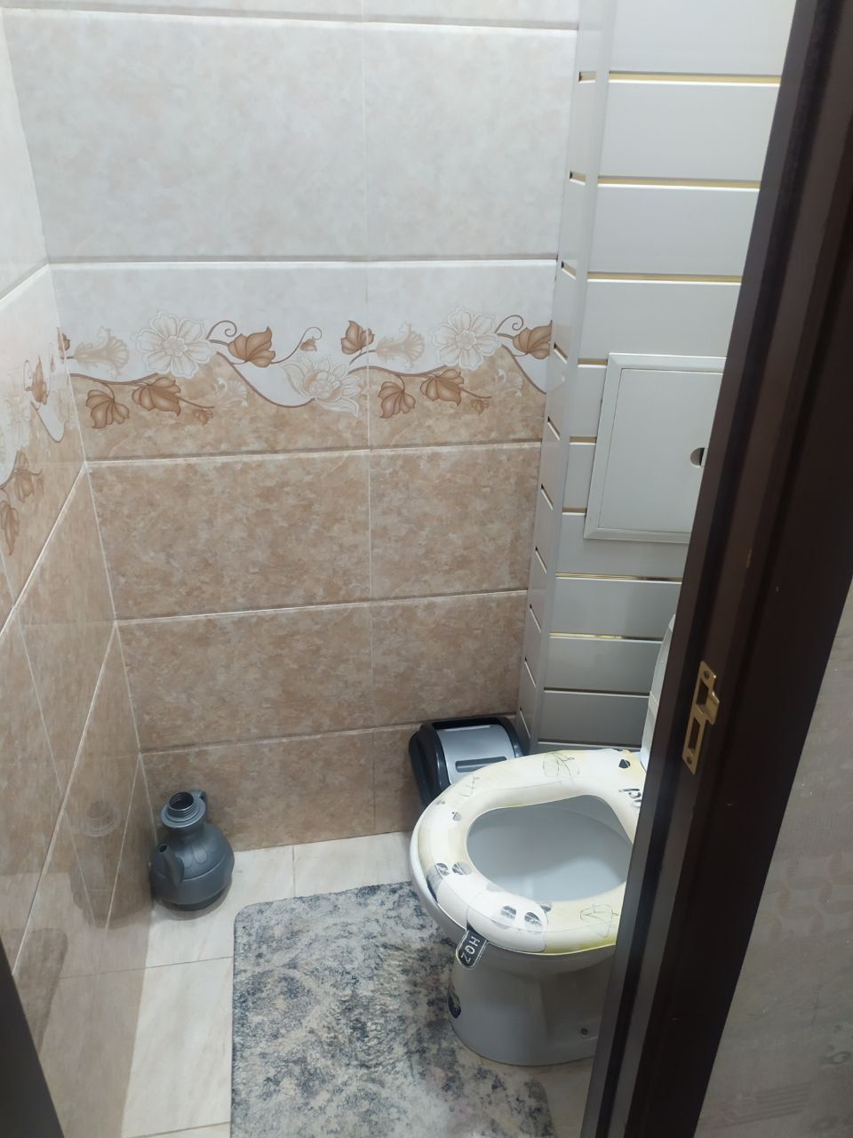 Chorsuv bozori oldida 2xonali uy srochna sotiladi