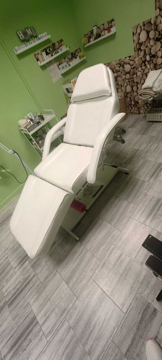 Професионален козметичен стол