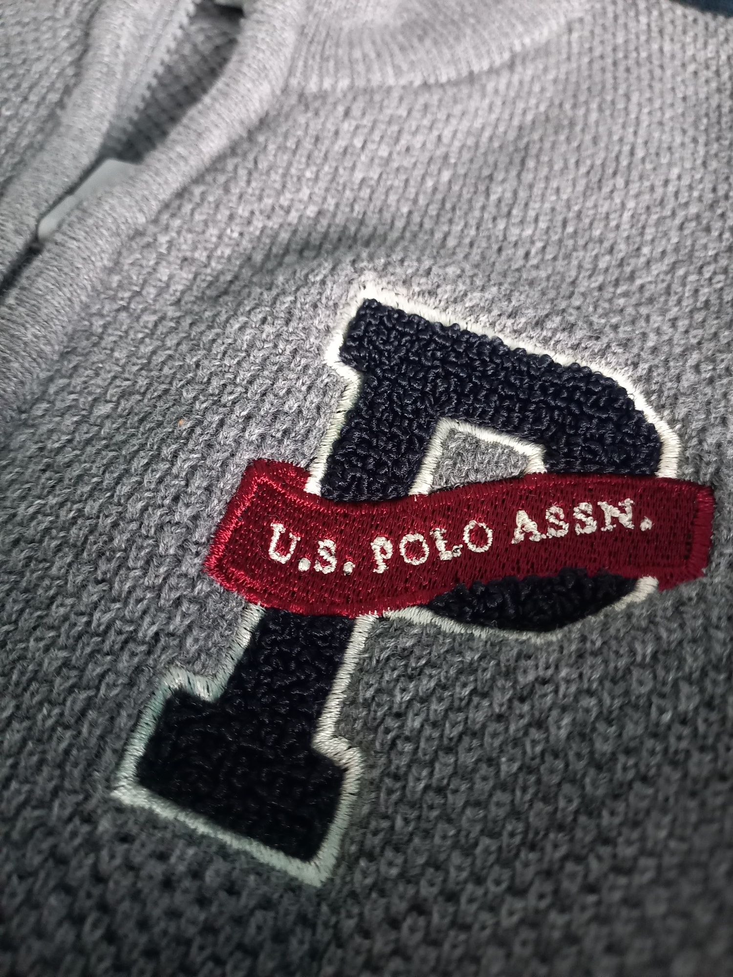 U.S polo ASSN жилетка, блуза и дънки