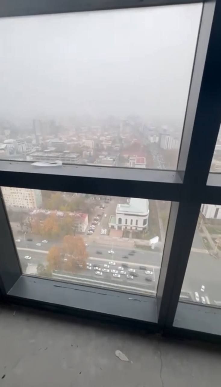 СРОЧНО!!!ПРОДАЁТСЯ 3х комнатная квартира в ЖК "Piramit Tower"