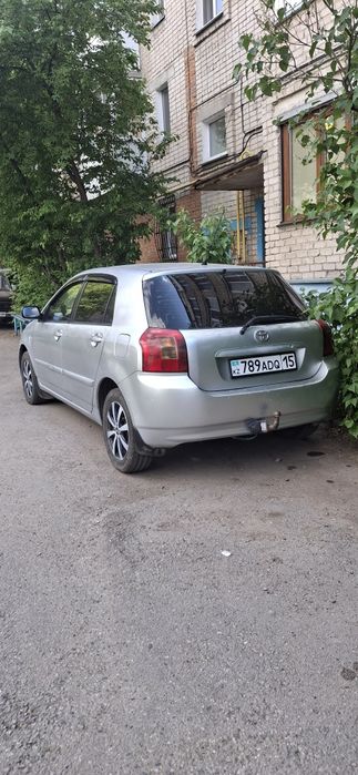 Toyota Corolla e120, год 2003 мкпп