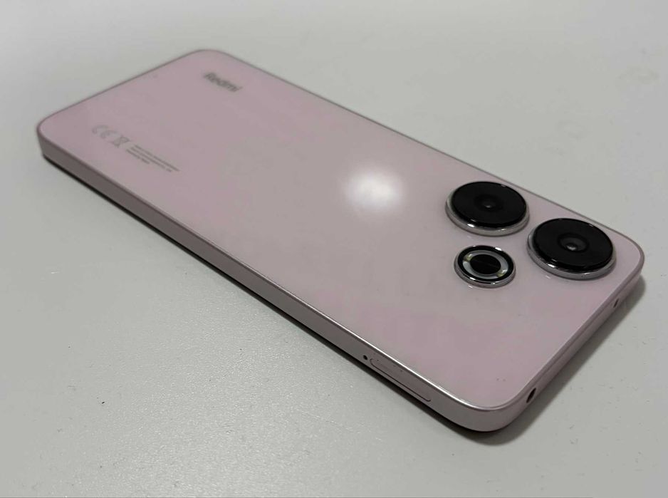 Продавам Redmi 13 128/6gb