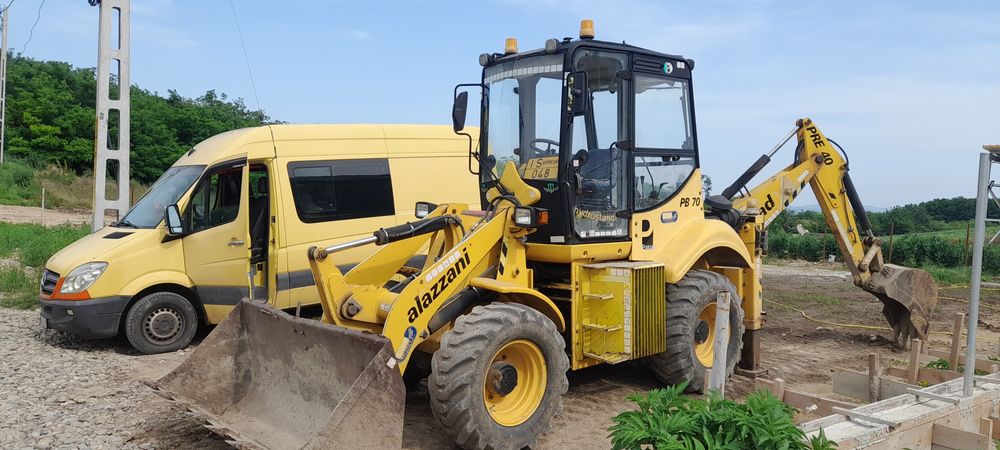 Buldoexcavator  4x4 de vanzare