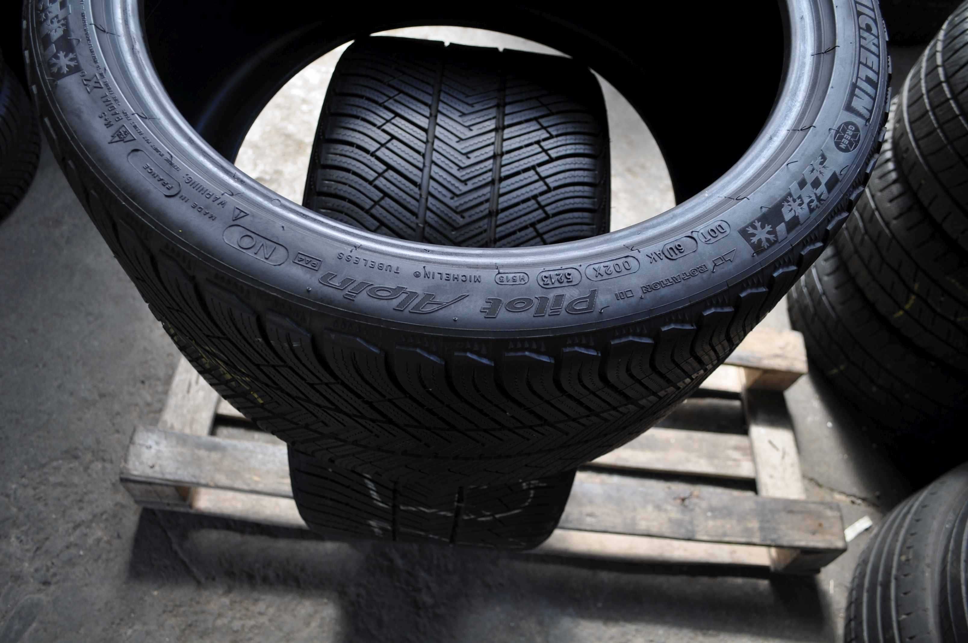SET 2 Anvelope Iarna 295/30 R20 MICHELIN Pilot Alpin PA4 97V