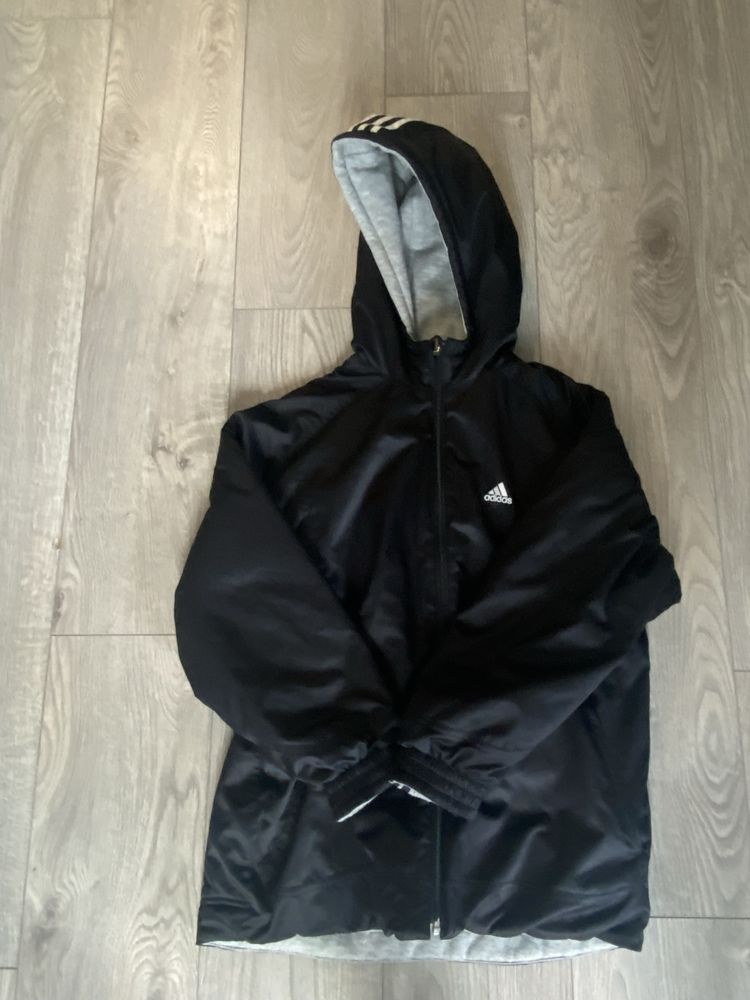 Adidas двулицев суитчер