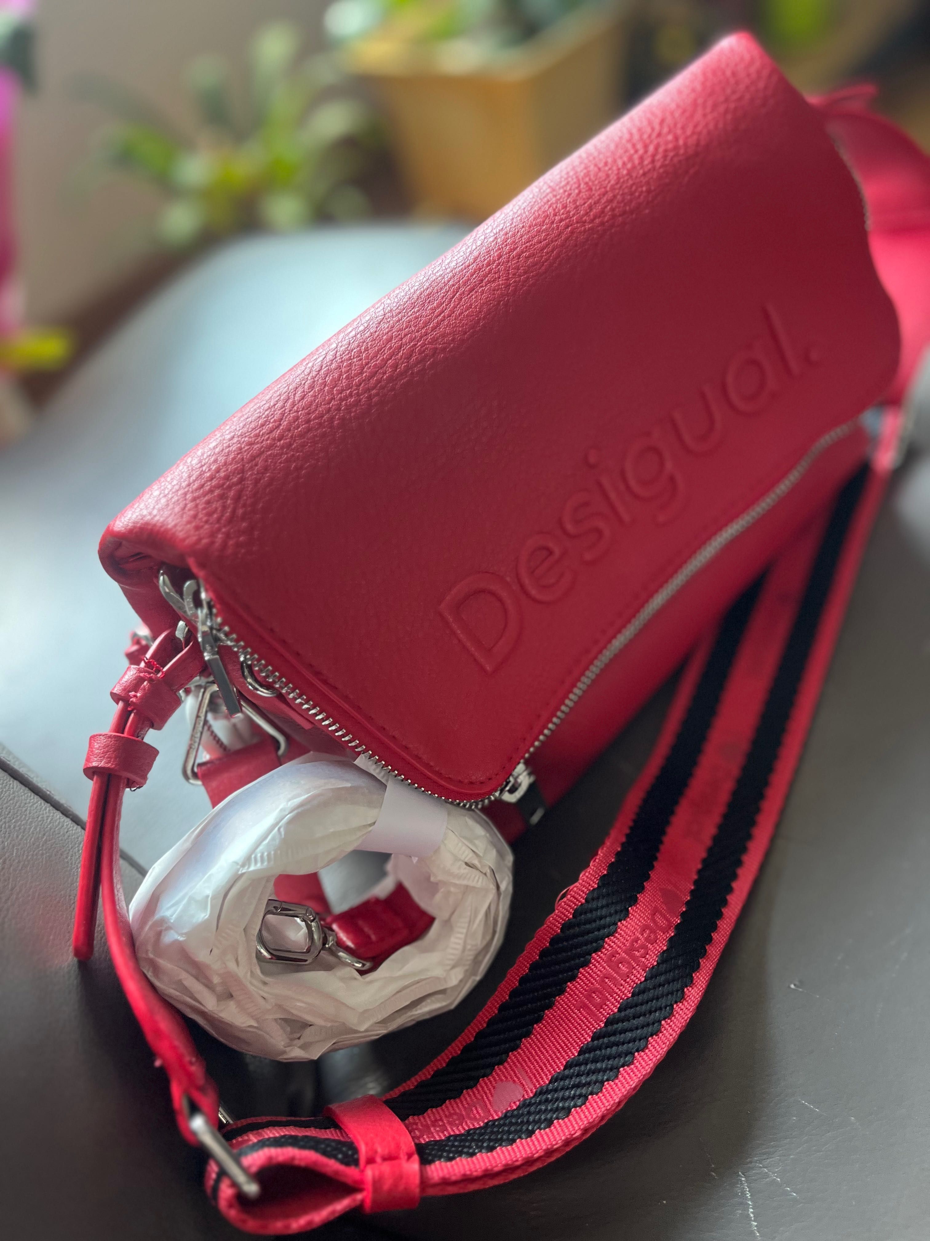 Desigual модерна червена чанта
