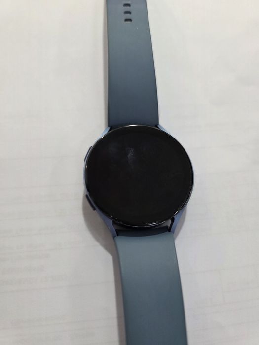 Продавам Samsung Galaxy Watch 5
