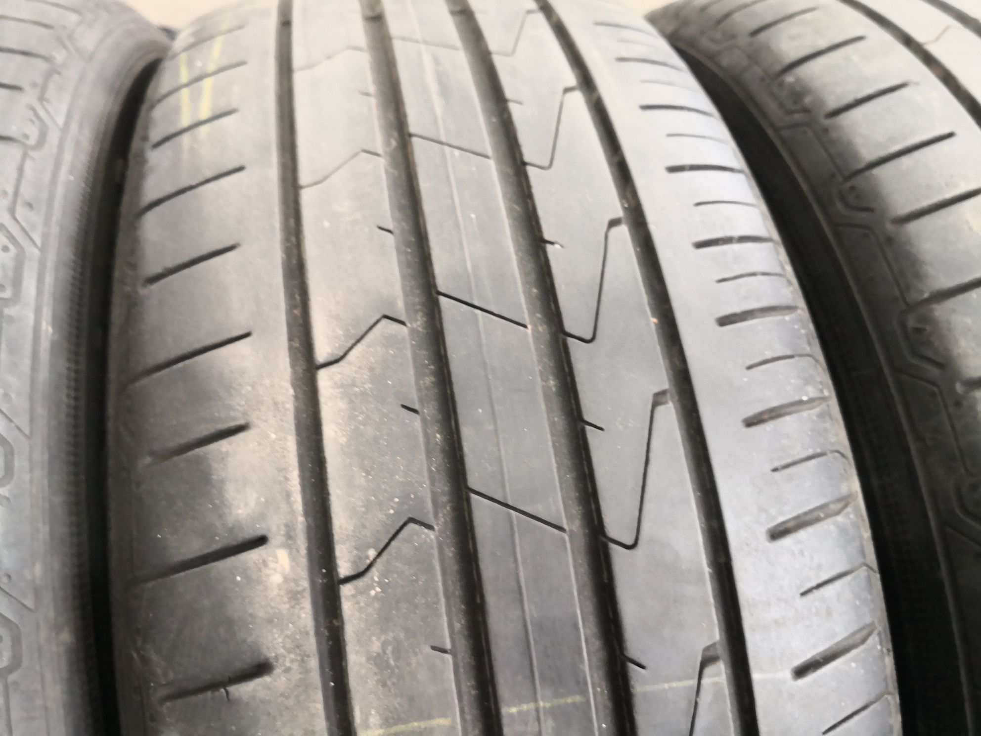 225 55 17 цола гуми hankook