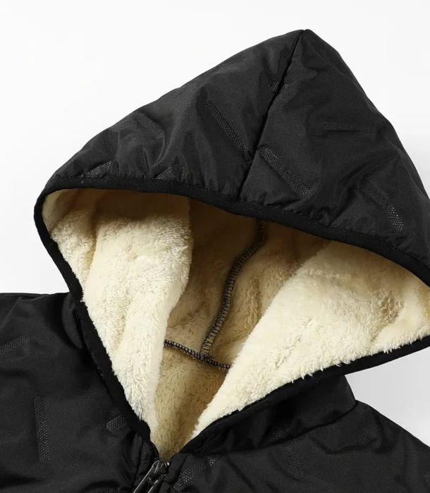 Мъжко зимно яке с качулка и топла подплата