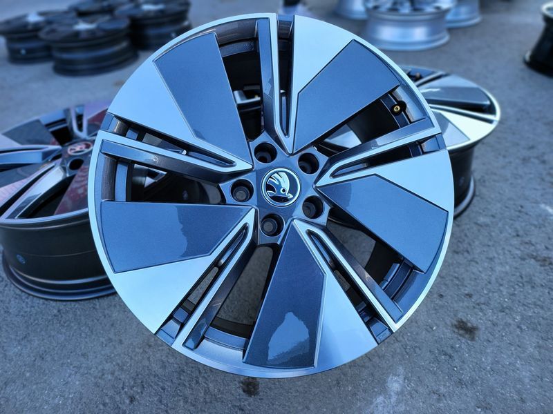 19цола Skoda Шкода 4бр Оригинални