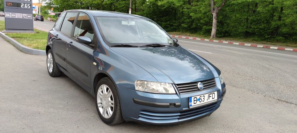 Autoturism fiat stili