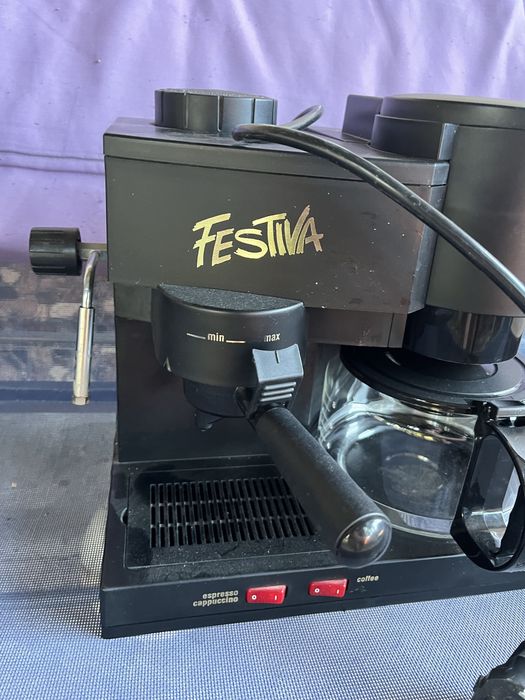 aparat de cafea.