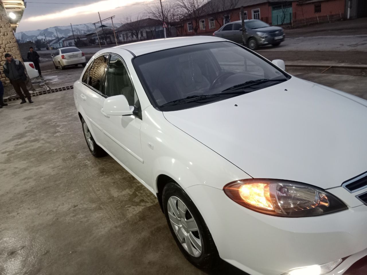 Jentra oq mexanika gaz bor  sotiladi
