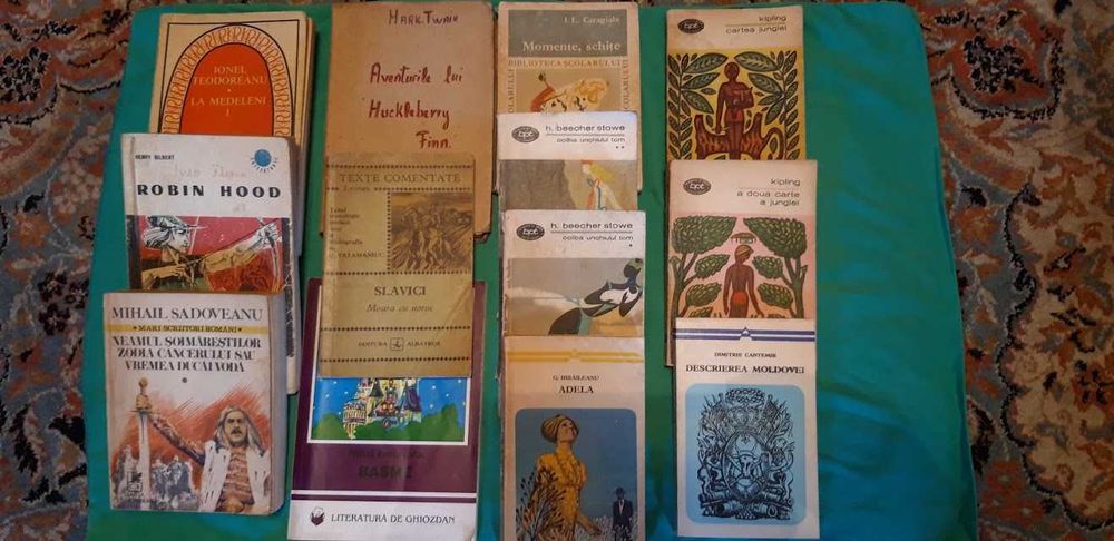 Pachet de carti pentru tineret
