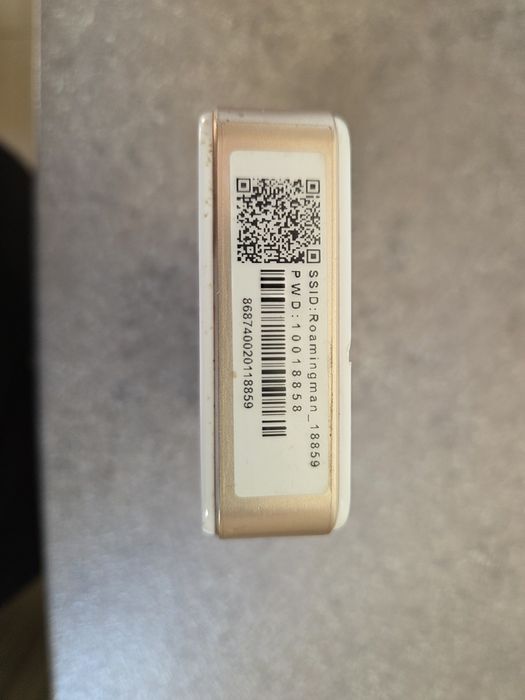 Modem/Router WiFi 4G portabil,DualSim,Touchscreen,PowerBank.Deosebit.