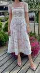 Rochie elegantă, unică și rafinată.