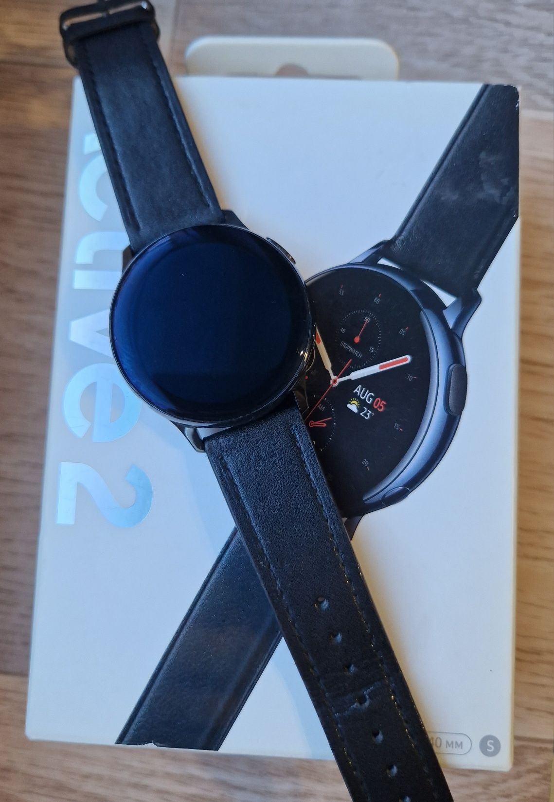 Продам Samsung Galaxy watch active 2 40 мм