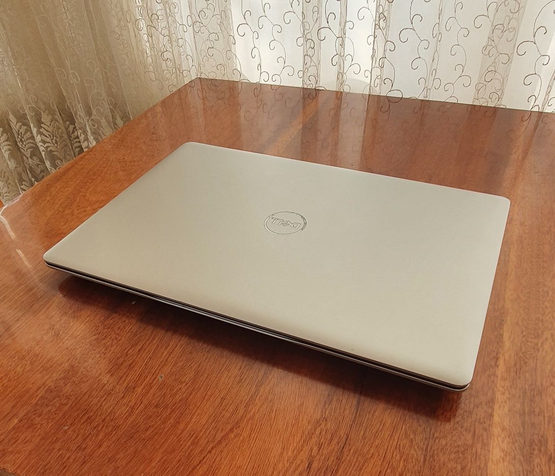 Dell inspiron 15.6 dyum