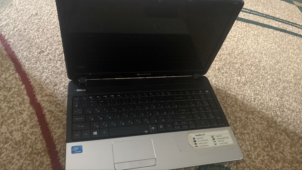 Ноутбук на запчасти