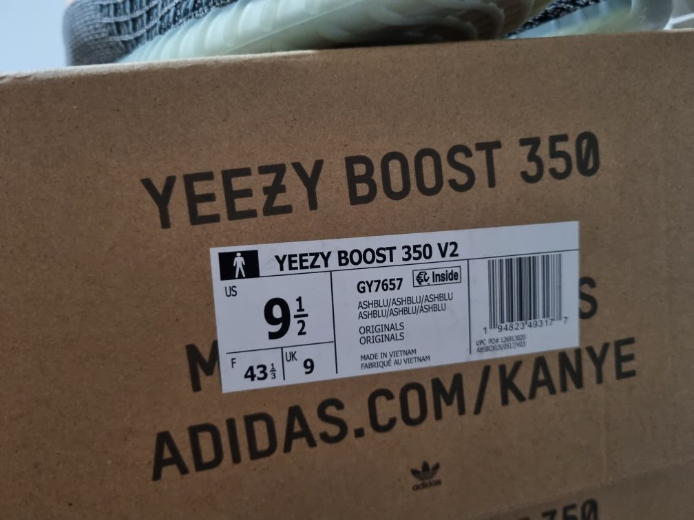 43 1/3 yezzy boost 350 v2 ash blue